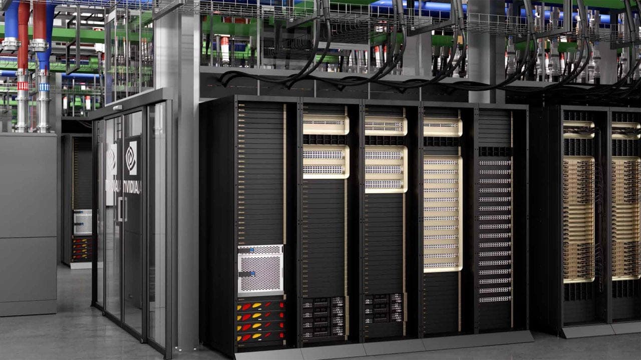 IA de Nvidia: por qué un sistema cuesta 7.8 MDD en 2025