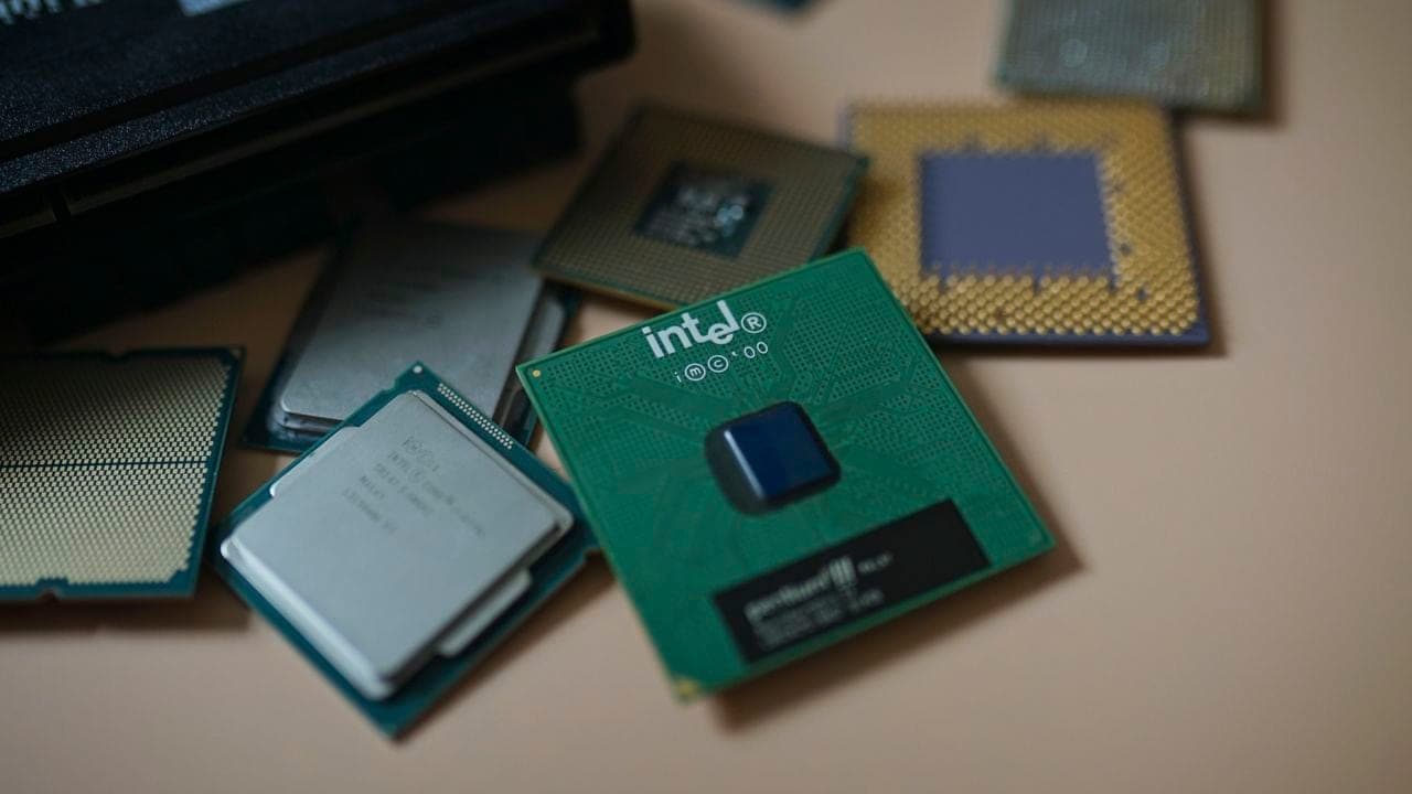 Intel subiría precios de CPU 10% antes de marzo 2027