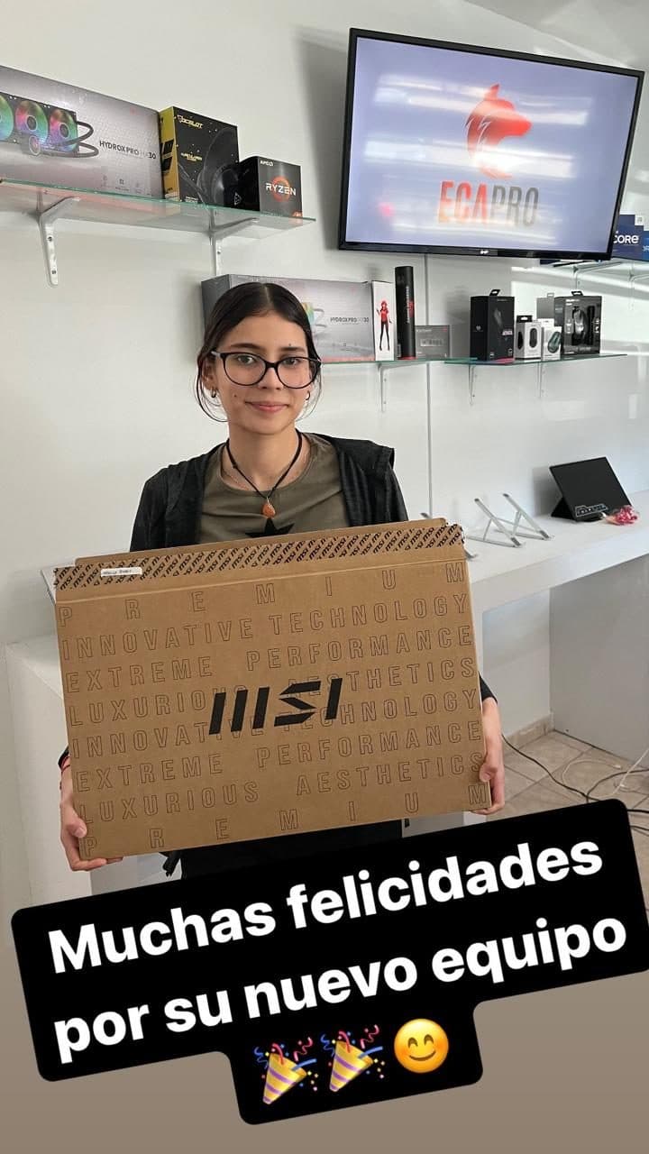 Cliente de ECAPRO con su equipo