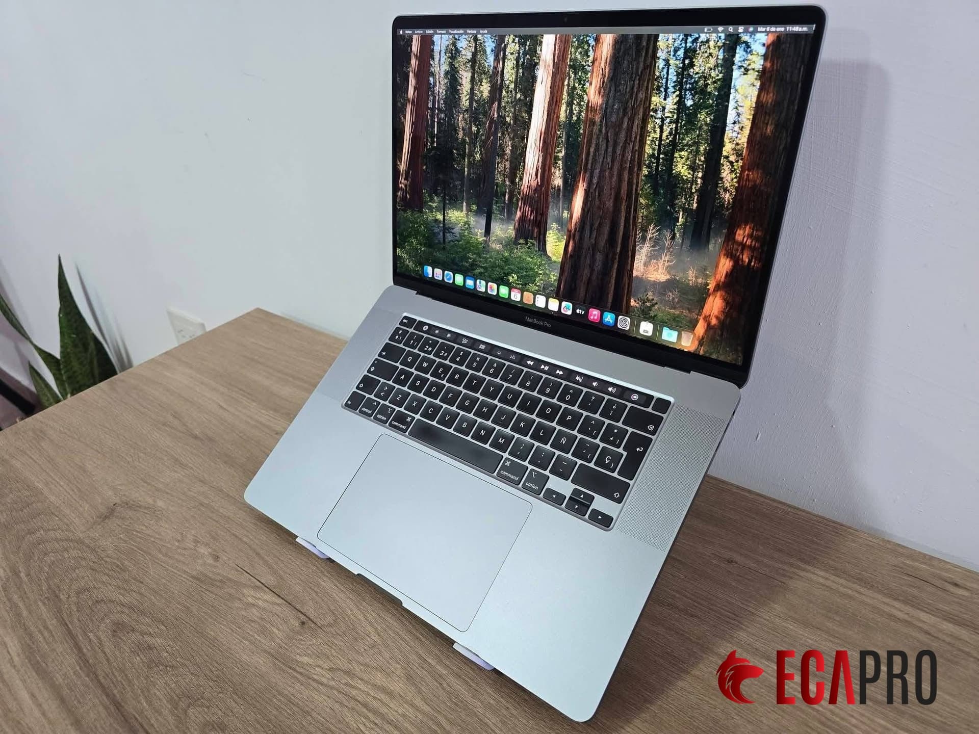 Apple MacBook Pro 16 Touchbar Intel Core i7